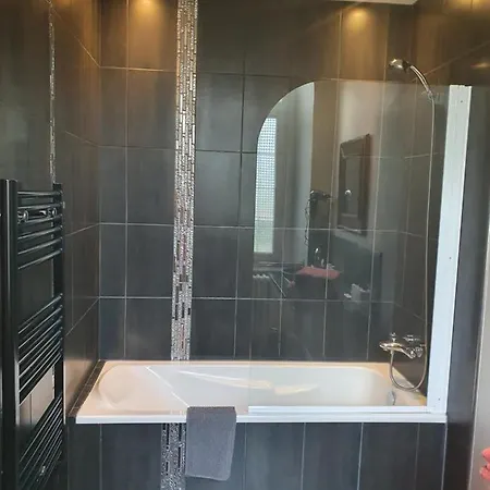 Alojamento de Acomodação e Pequeno-almoço Chateau De