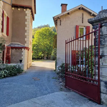 Chateau De Alojamento de Acomodação e Pequeno-almoço 4*