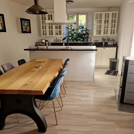 Chateau De Alojamento de Acomodação e Pequeno-almoço 4*