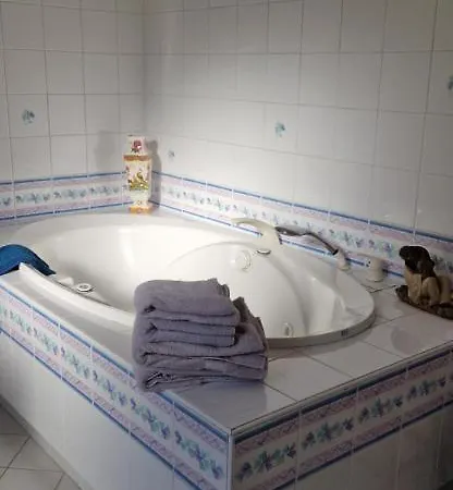 Alojamento de Acomodação e Pequeno-almoço Chateau De