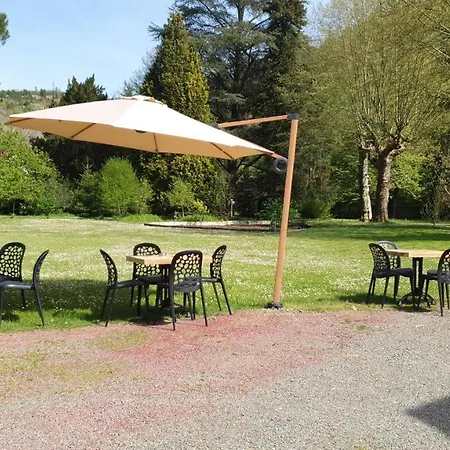 Chateau De Bed & Breakfast Viviez