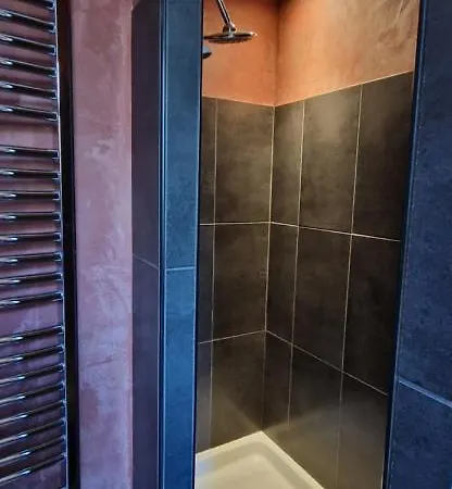 Bed & Breakfast Chateau De Viviez