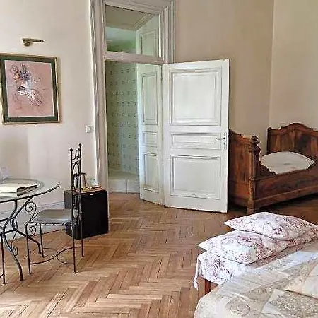 Oda ve Kahvaltı Chateau De