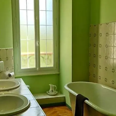 Chateau De 4* Viviez