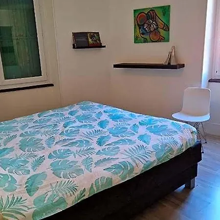 Chateau De Oda ve Kahvaltı 4*