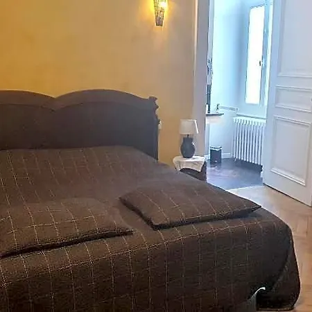 Chateau De Oda ve Kahvaltı 4*